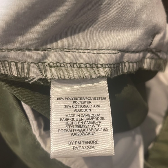RVCA MENS GREEN WEEKEND CHINO SHORTS SZ 30 - Picture 4 of 6